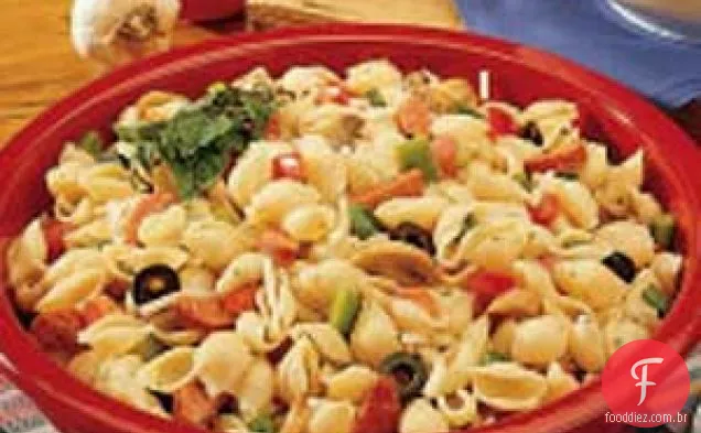 Salada de Macarrão Italiana com Pepperoni
