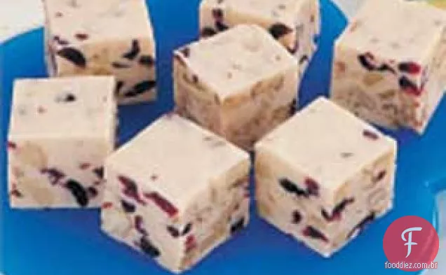 Fudge de Cranberry e Nozes Branco
