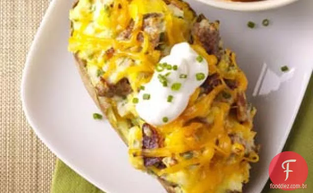 Batatas de café da manhã assadas duas vezes para dois