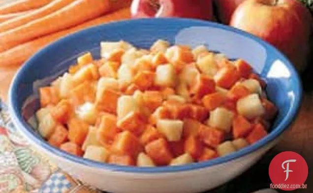Acompanhamento de cenoura e maçã