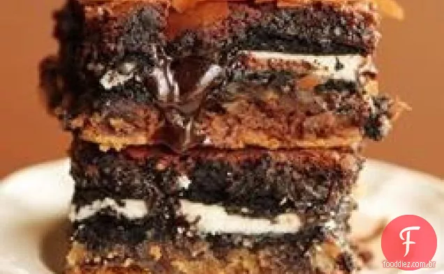 Barra de brownie Ultimate Chocolate Chip Cookie n' Oreo Fudge