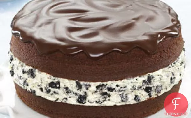 Bolo de biscoito OREO coberto de chocolate