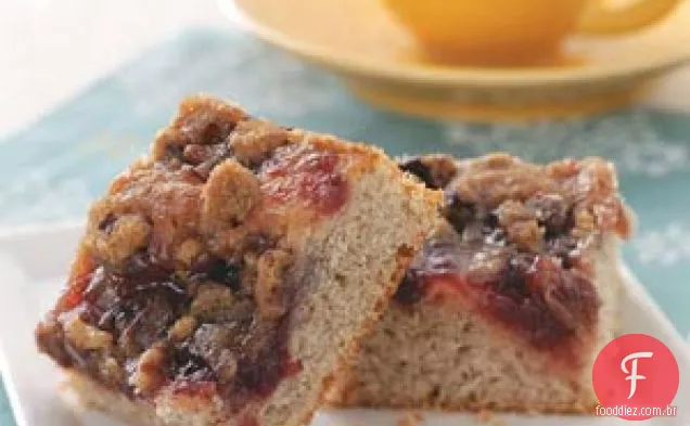 Bolo de café com banana e cranberry