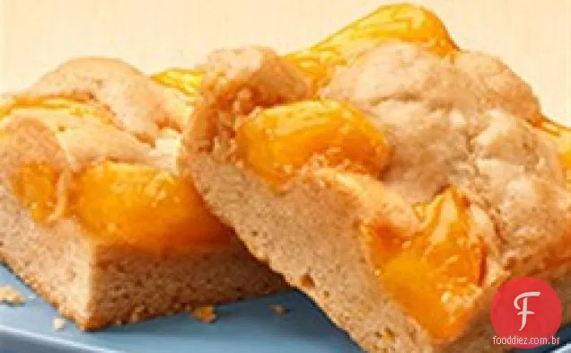 Barras de torta de pêssego