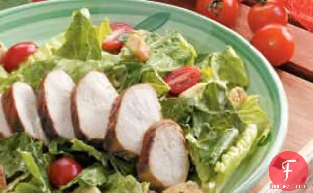 Salada Caesar de Frango Grelhado