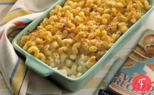 Macarrão com queijo assado com creme de leite e queijo cottage