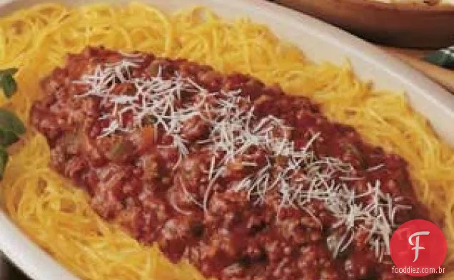 Espaguete de abóbora com molho de carne