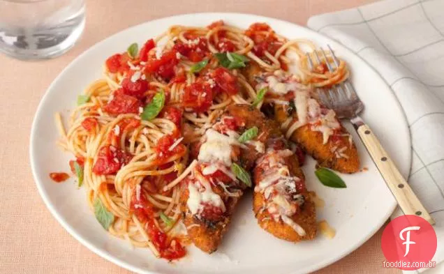 Tiras de peito de frango com parmesão e ervas