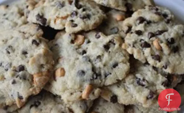 Os melhores biscoitos de chocolate da Julia em um pote