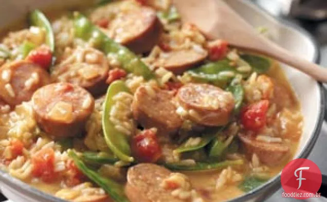 Kielbasa com arroz com curry