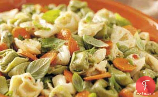 Salada de Tortellini de Cenoura