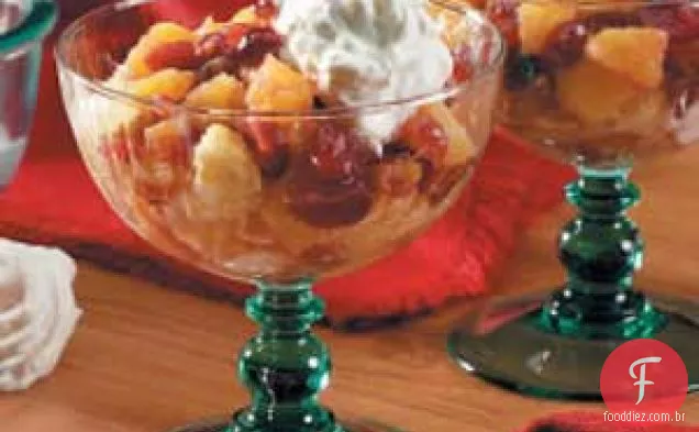 Sobremesa de esponja de laranja e cranberry