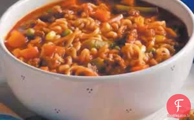 Sopa de Carne e Macarrão