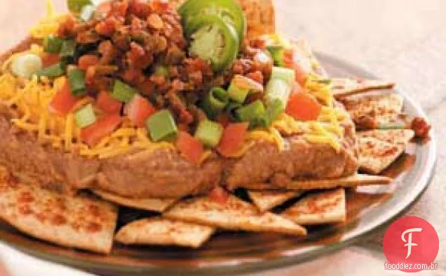 Nachos de feijão refrito