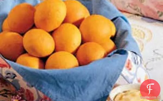 Pãezinhos de cenoura dourados