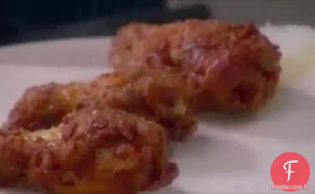 Coxinhas de Frango Fritas Apimentadas
