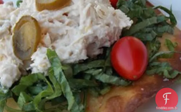 Salada de Frango Torcido com Tostadas