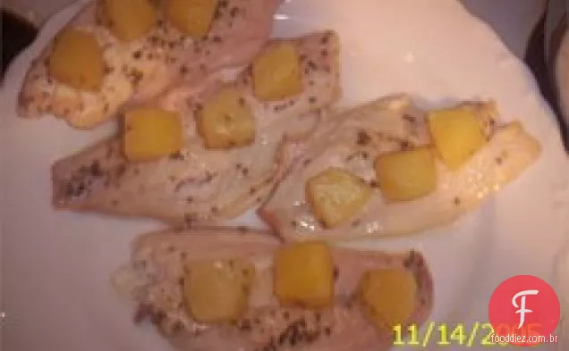 Peixe Havaiano com abacaxi
