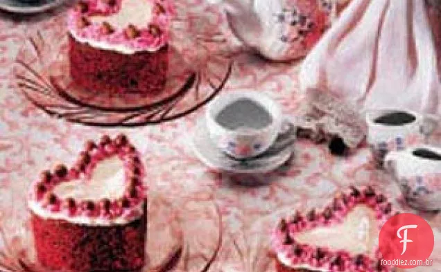 Bolos clássicos de coração de veludo vermelho