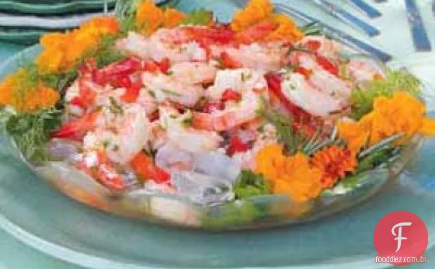 Aperitivo de camarão com ervas
