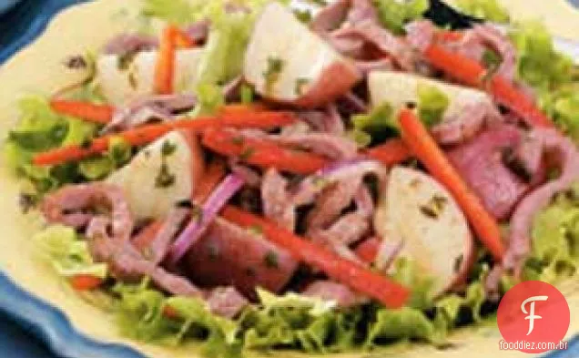 Salada de Batata com Rosbife