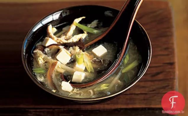 Sopa quente e azeda