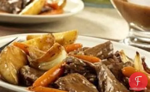 Carne assada e vegetais durante a semana