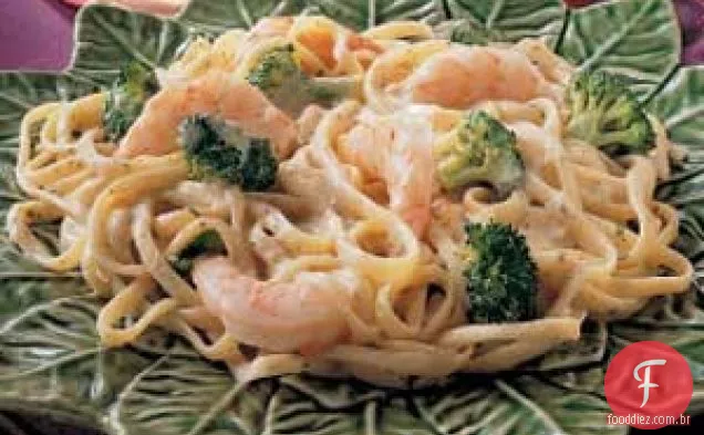 Fettuccine de Camarão com Ervas