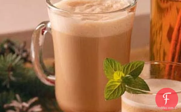 Rum amanteigado quente