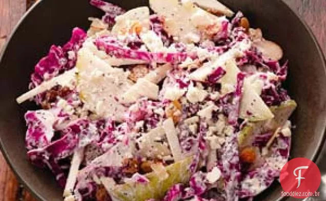 Salada de raiz de aipo e pêra