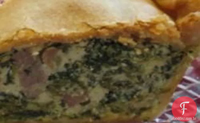 Você precisa experimentar esta torta de espinafre!