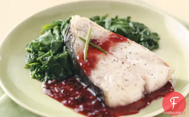 Bifes de Halibute Grelhados com Molho de Framboesa