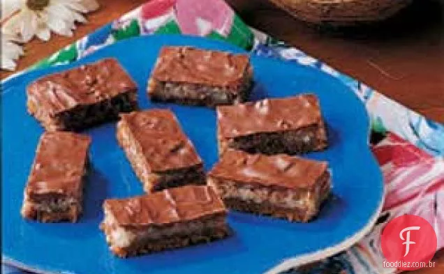 Barras de chocolate e coco