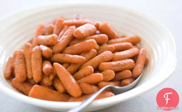 Cenouras Temperadas Assadas