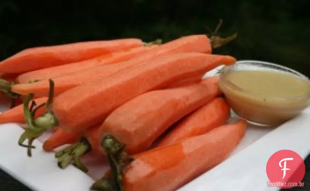 Cenouras com vinagrete Dijon com baixo teor de gordura