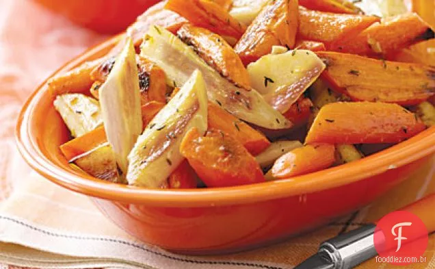 Pastinaga e cenoura assadas no forno
