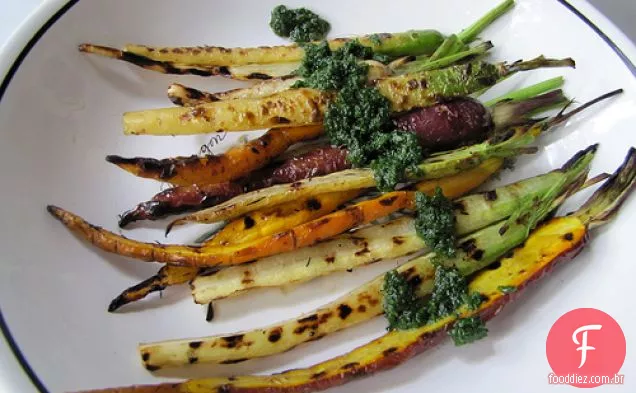 Cenouras Grelhadas Com Cenoura Verdes Pesto