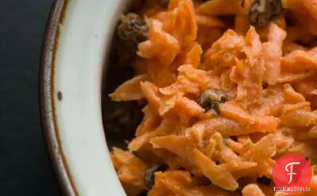 Salada De Cenoura E Passas