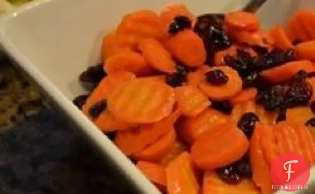 Cenouras com cerejas secas