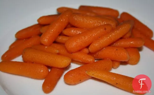 Cenouras Vitrificadas Com Mel E Canela