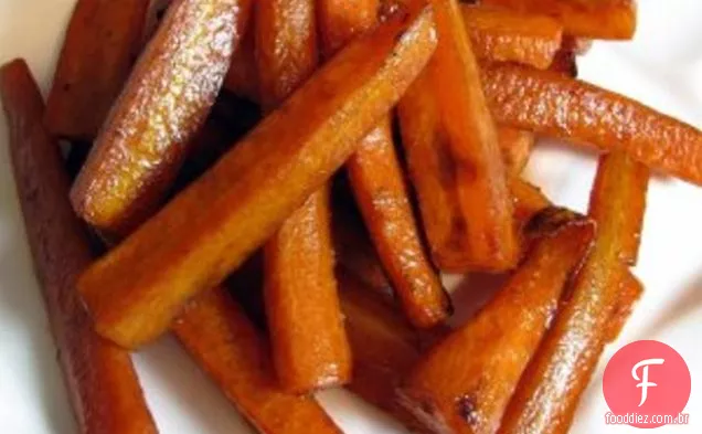 Cenouras Assadas Em Um Vinagrete Balsâmico