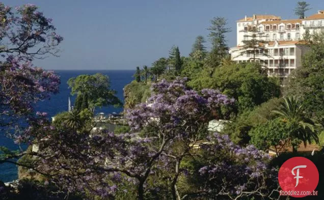 Junte-se a mim no Reid's Palace na ilha da Madeira # SundaySupper