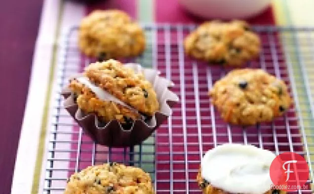 Biscoitos de cenoura e bolo