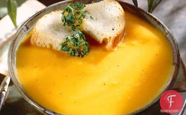 Sopa De Abóbora Com Cenoura E Butternut Com Croutons Parsleyed