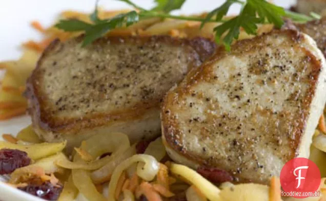 Carne De Porco Com Maçã Quente-Cenoura Slaw