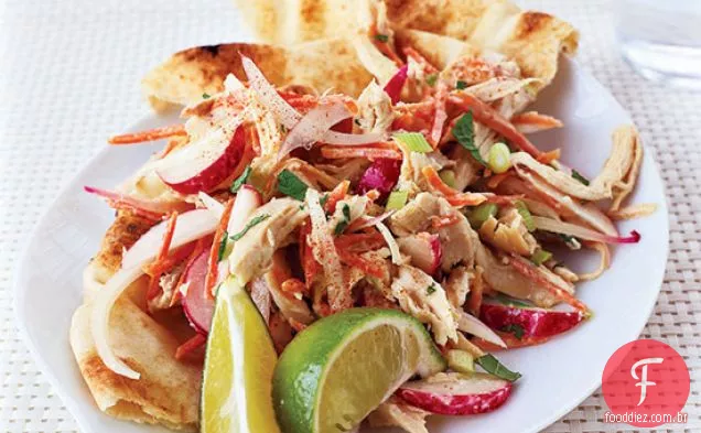 Salada de frango com cominho-cenoura perfumada Raita