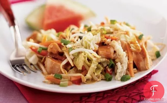 Salada De Frango Com Gergelim