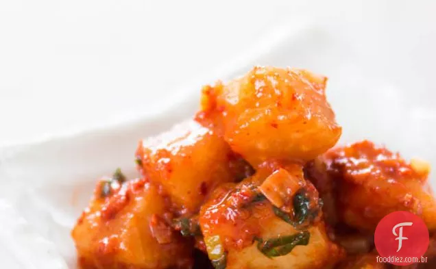 Kkakdugi (rabanete Kimchi)