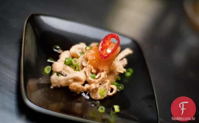 Cracklin de frango crocante com Ponzu
