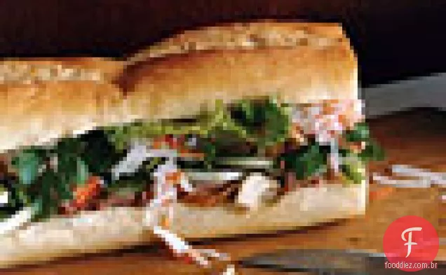Sanduíche De Frango Vietnamita (Banh Mi)